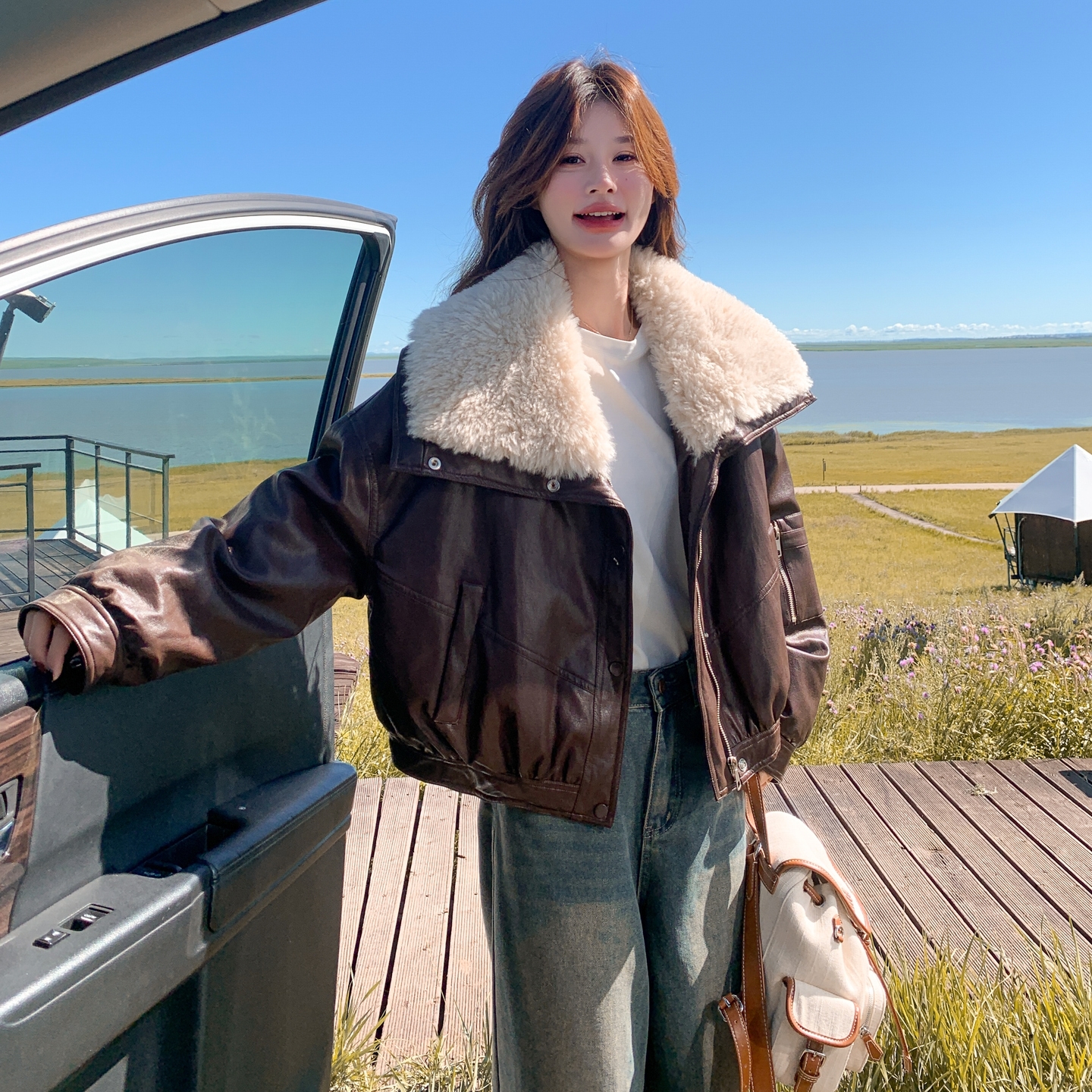 大货已出！90绒大翻领蛋白皮羽绒B260-5301-P275K368，女装羽绒服，芭图娜