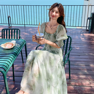 法式温柔风方领碎花连衣裙女2025夏季新款韩版收腰显瘦桔梗长裙子图片