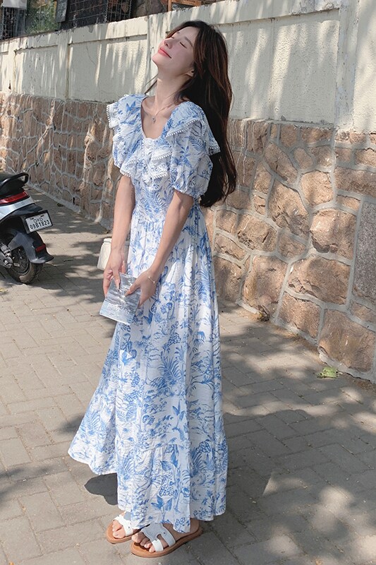 蓝色绝美泡泡袖碎花裙女中长款2024夏季新款法式显瘦温柔风连衣裙,女装连衣裙,芭图娜