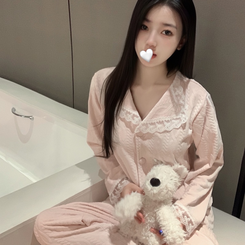 气质蕾丝边冬季睡衣女海岛绒