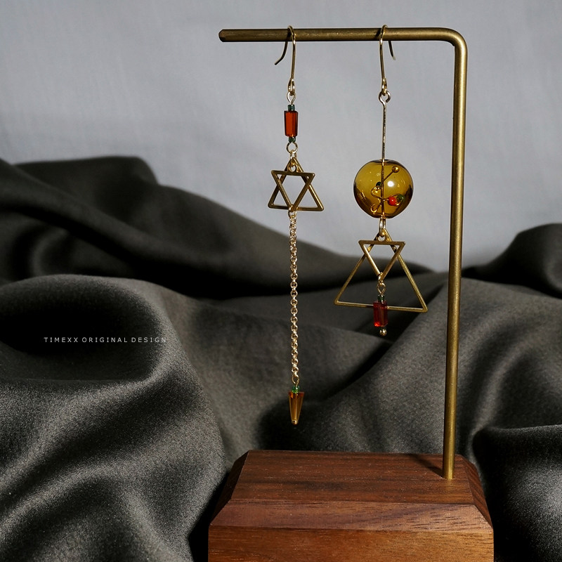 ins原创复古玻璃球三角形耳环