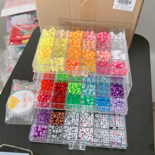 六一礼物 外贸儿童串珠大礼盒手工diy材料手链玩具女孩礼物女童