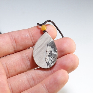 【美猴王】天然木化石俏色雕刻挂件 硅化木生肖吊坠 楼叔孤品