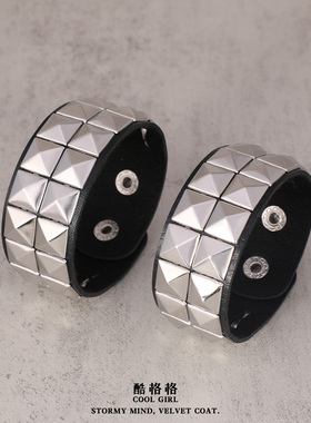 朋克哥特亚文化摇滚铆钉手环y2k甜酷辣妹音乐节皮质手链腕带手镯