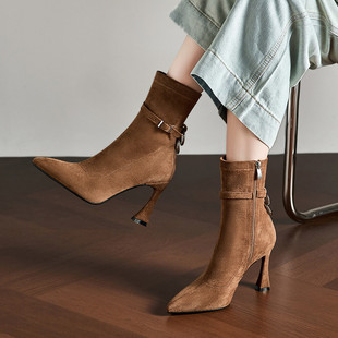 2025年秋季新款法式复古尖头浅绒面弹力短靴显瘦气质高跟粗跟女靴