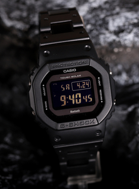 卡西欧G-SHOCK黑武士蓝牙小方块太阳能电波男GW-B5600BC-1B/HR/AR