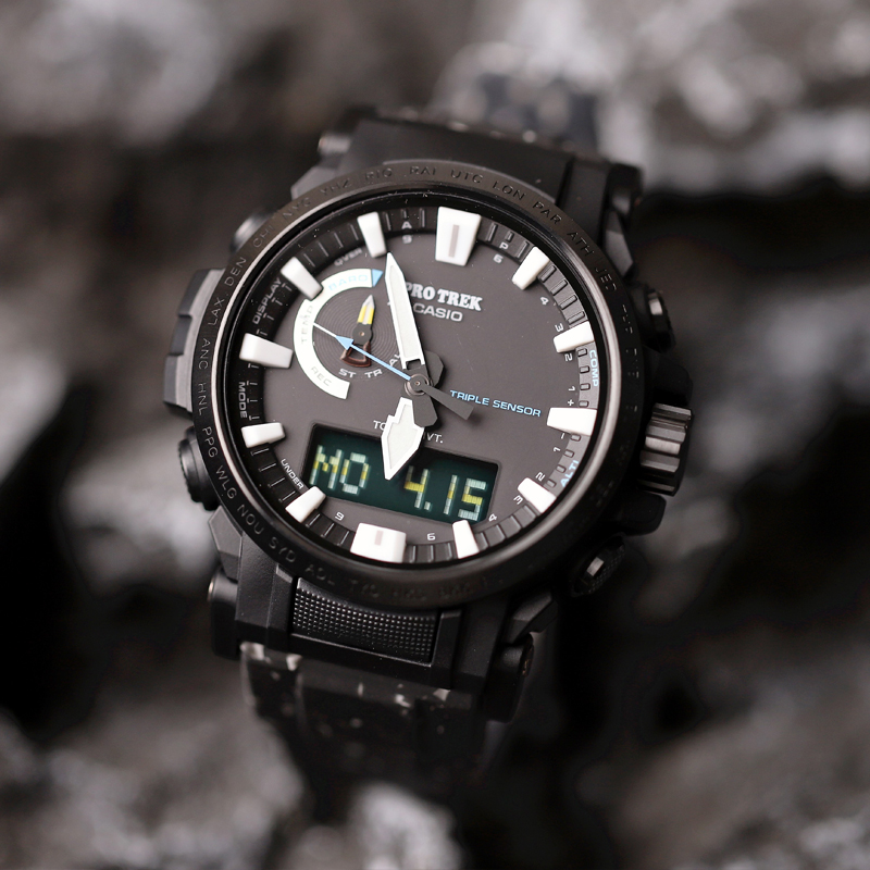 卡西欧Protrek太阳能电波登山表