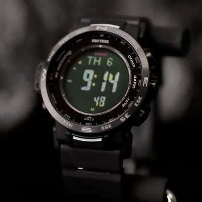 卡西欧新款电波运动数显男士腕表