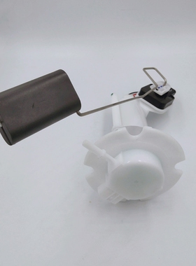 适用GYRO-X四冲不倒翁三轮汽油泵 幼兽燃油泵总成 油箱泵组件