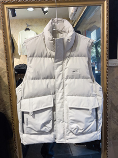 2024冬季新款欧货男士简约大气纯色羽绒马甲保暖时尚舒适无袖外套