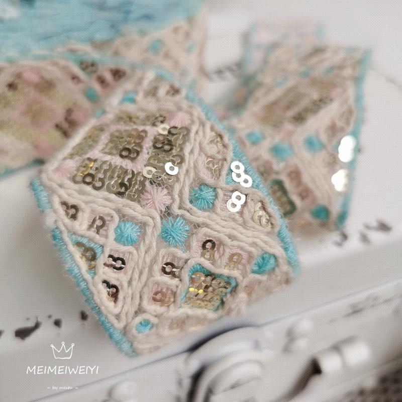 整扎出售外贸孤品花边钉珠重工