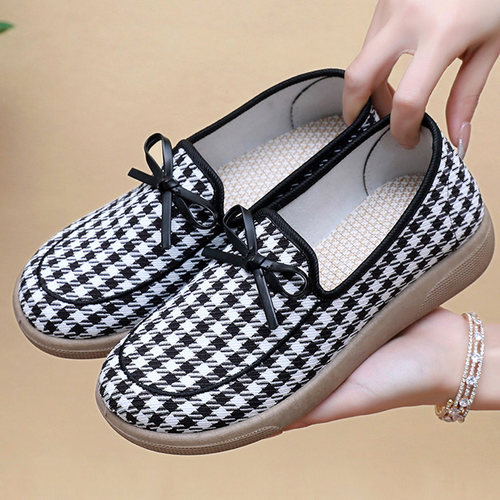 老北京千鸟格布鞋女一脚蹬妈妈鞋软底防滑舒适中老年女士休闲单鞋
