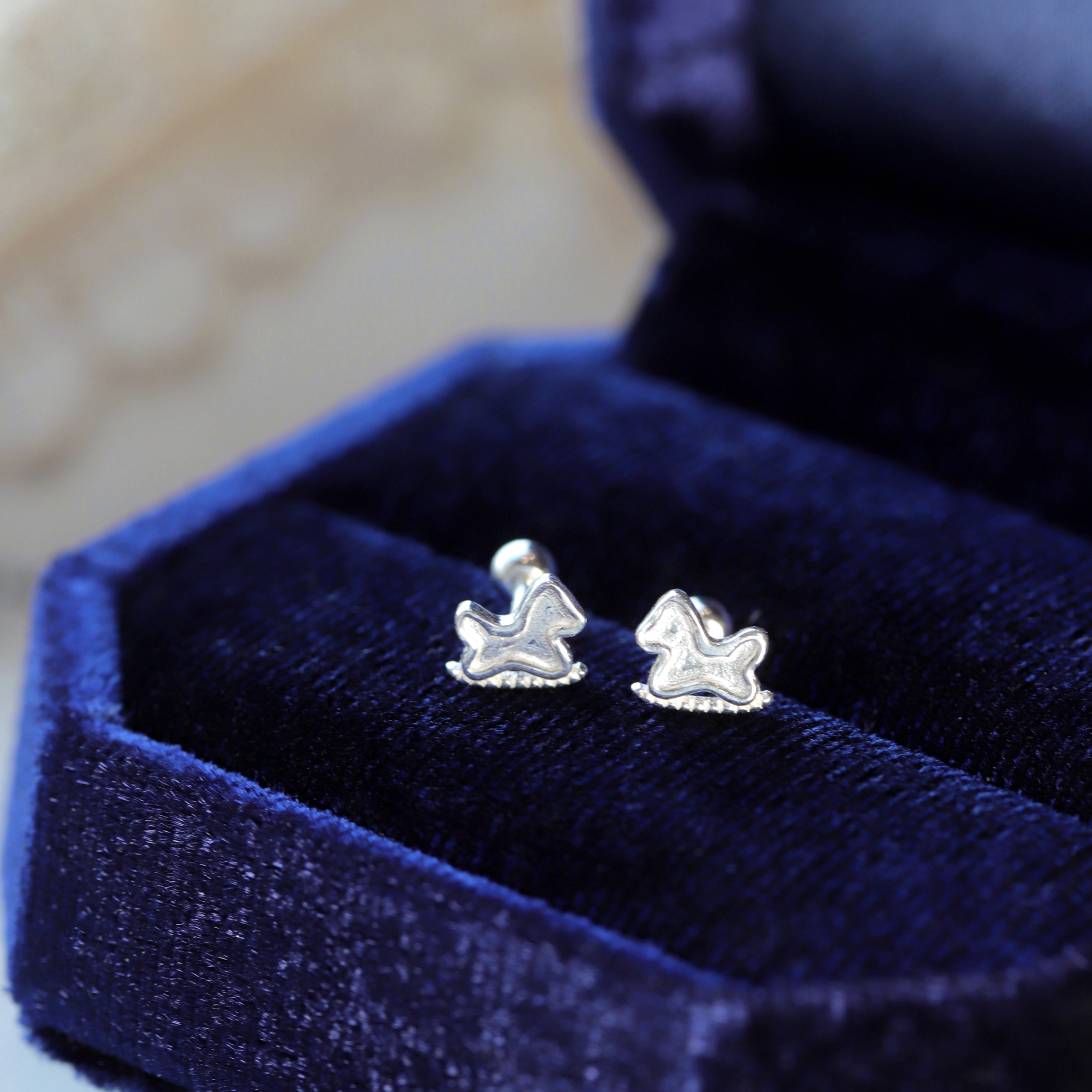 999纯银甜美木马耳钉高级感精致