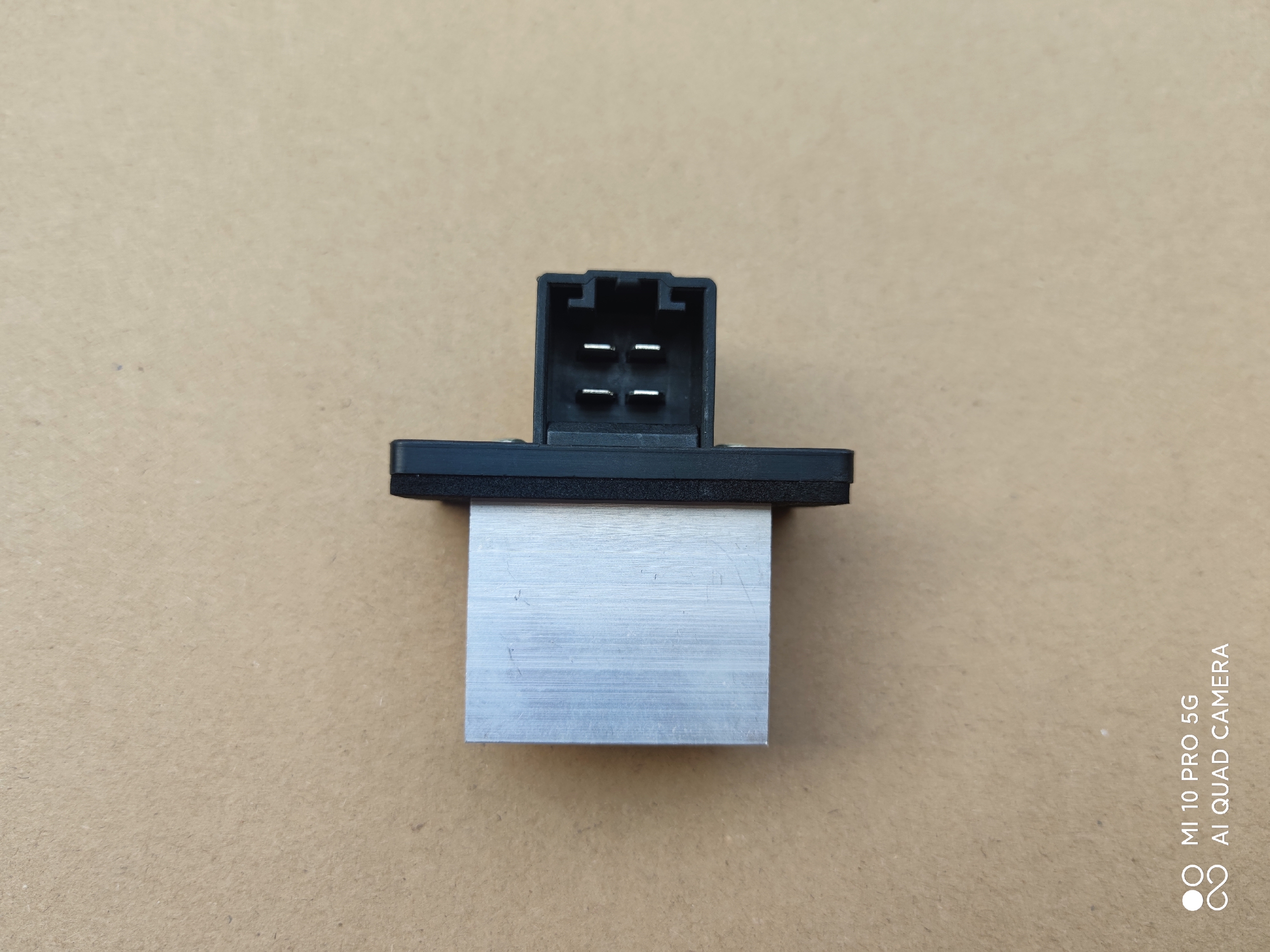 江铃福特新世代V348后空调电阻