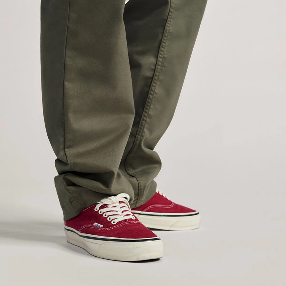 首尔的米家VANS 男鞋女鞋Authentic 44 LX酒红帆布滑板鞋运动鞋