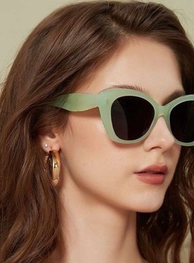 （跨境货源欧美东南亚中东）2025新款墨镜男女太阳镜厂家直销