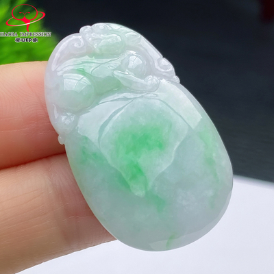 豪8印象X26048X703翡翠貔貅如意吊坠天然白底带翠玉如意挂件6g