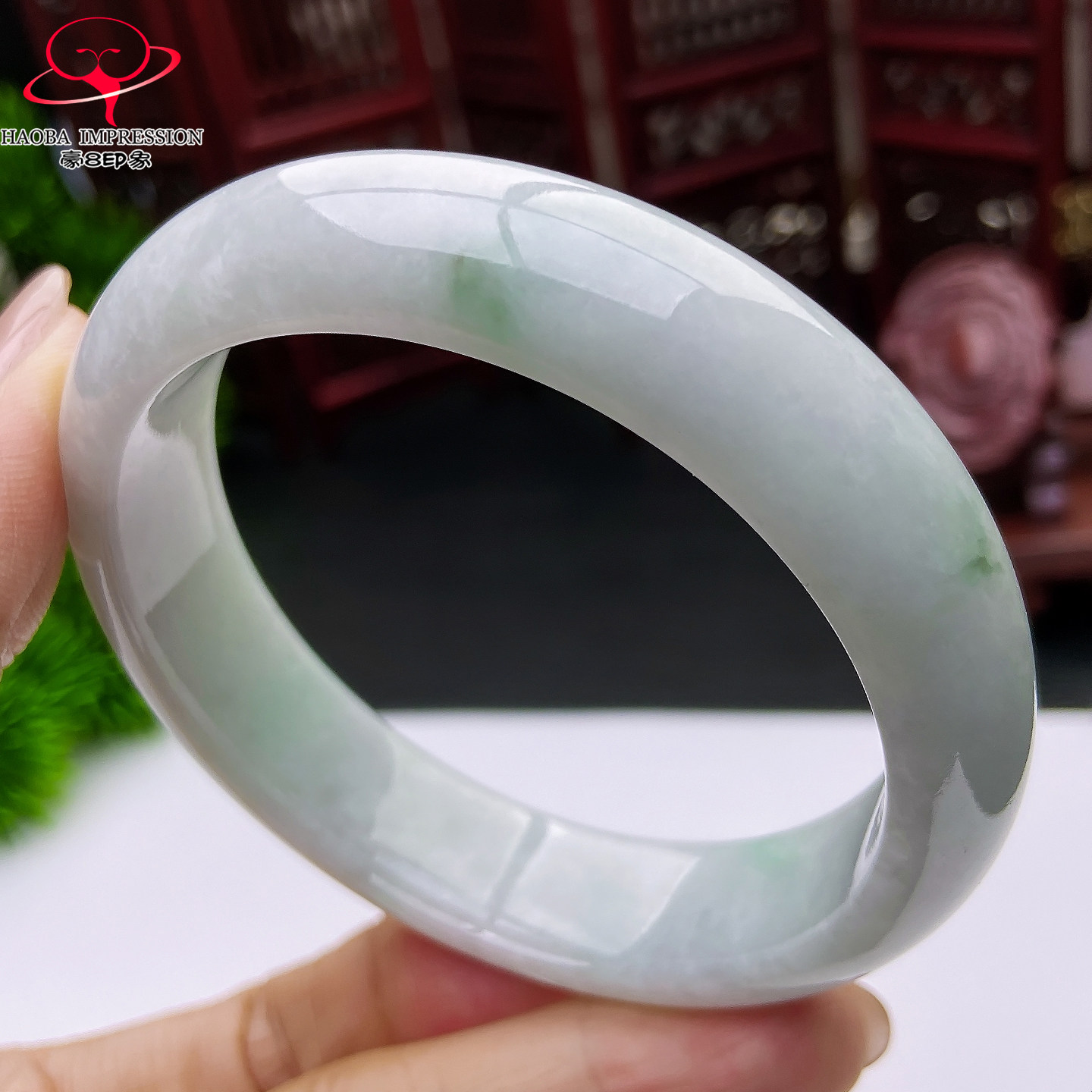 豪8印象&reg;X26018X590翡翠手镯圈口61.2天然糯种飘绿花翡翠玉镯76g