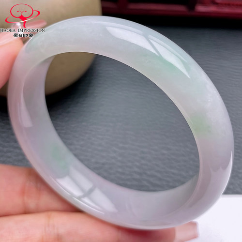 豪8印象X26480X833翡翠手镯圈口58.4天然冰糯种白底带绿玉镯66g