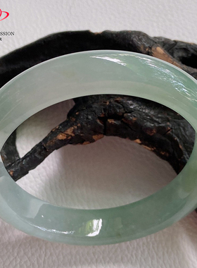 豪8印象手镯之家Z26600Z134翡翠手镯圈口57.0mm冰种绿飘花玉手镯