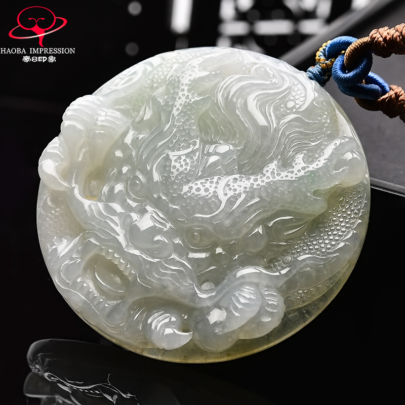 豪8印象·手镯之家H289翡翠龙牌吊坠天然冰糯种淡绿生肖龙头挂件