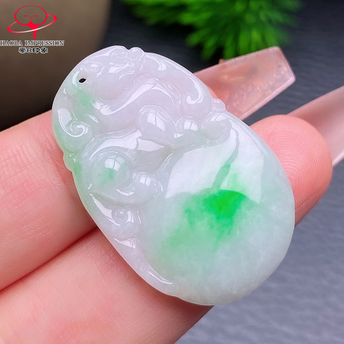 豪8印象X26048X708翡翠貔貅如意吊坠天然白底带翠玉如意挂件6g