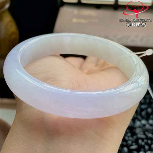 豪8印象W26800W231翡翠手镯圈口56.3天然冰种淡春彩缅甸玉手镯a货