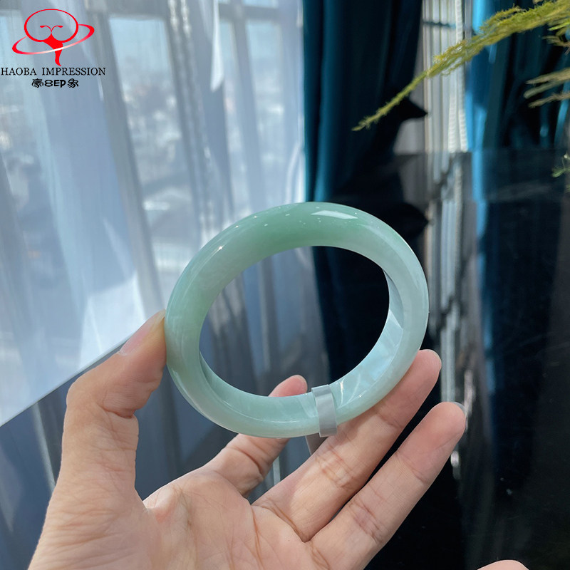 豪8印象珠宝翡翠手镯之家YJ-B71-103+5600果绿成品镯56定制带证书