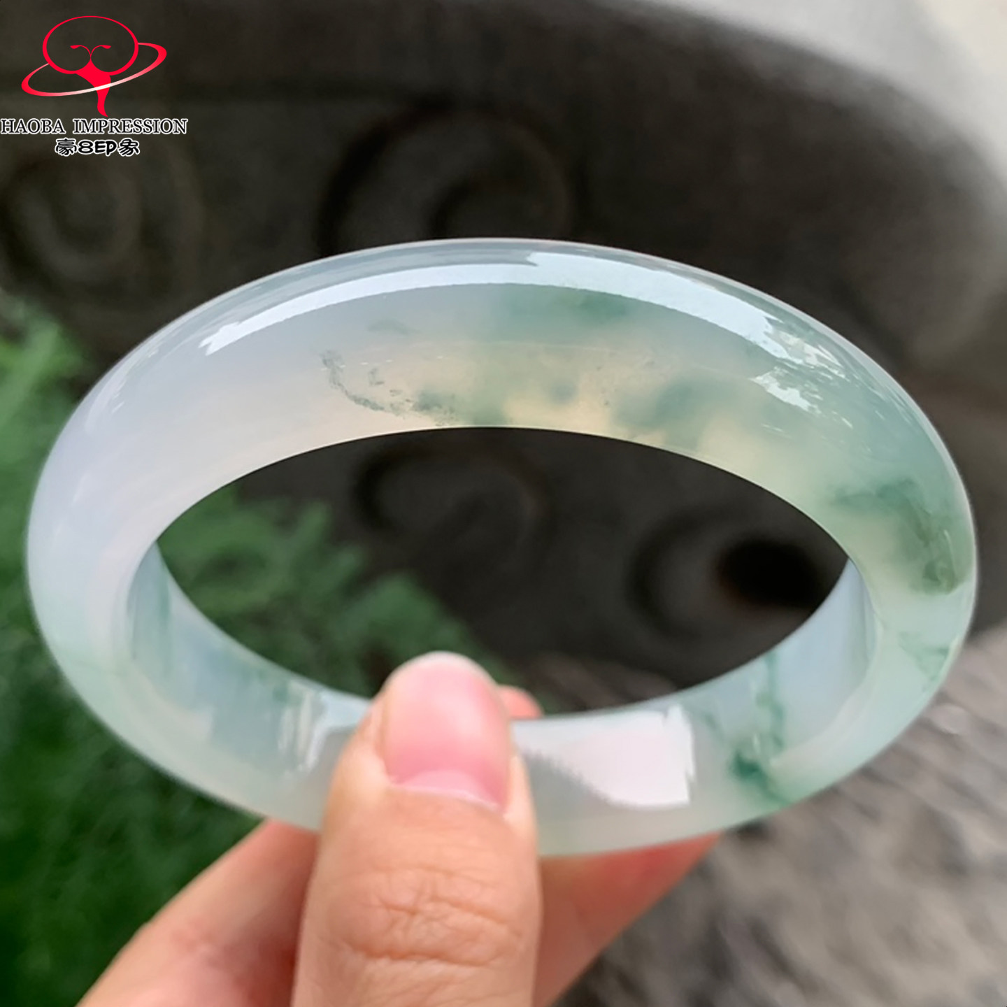 豪8印象V256翡翠手镯圈口57.5天然高冰种绿飘花缅甸玉石手镯a货