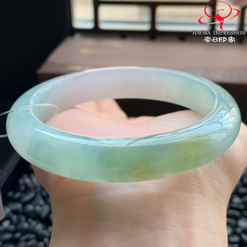豪8印象W26480W318翡翠手镯圈口56.5天然冰种晴橄榄黄缅甸玉手镯