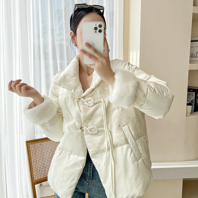 高端国风水貂毛拼接鹅绒羽绒服
