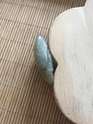 和田玉籽料贵鱼吊坠