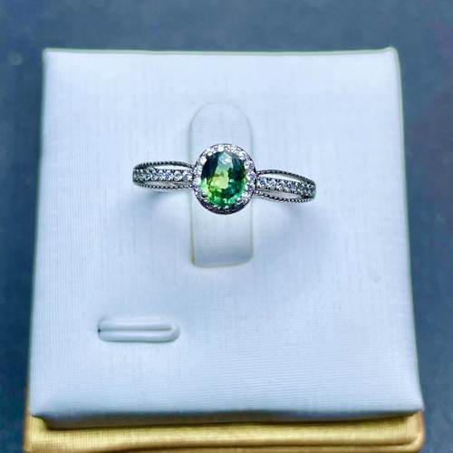 天然无烧蓝宝石戒指925银精工镶嵌 天然红蓝宝石珠宝首饰