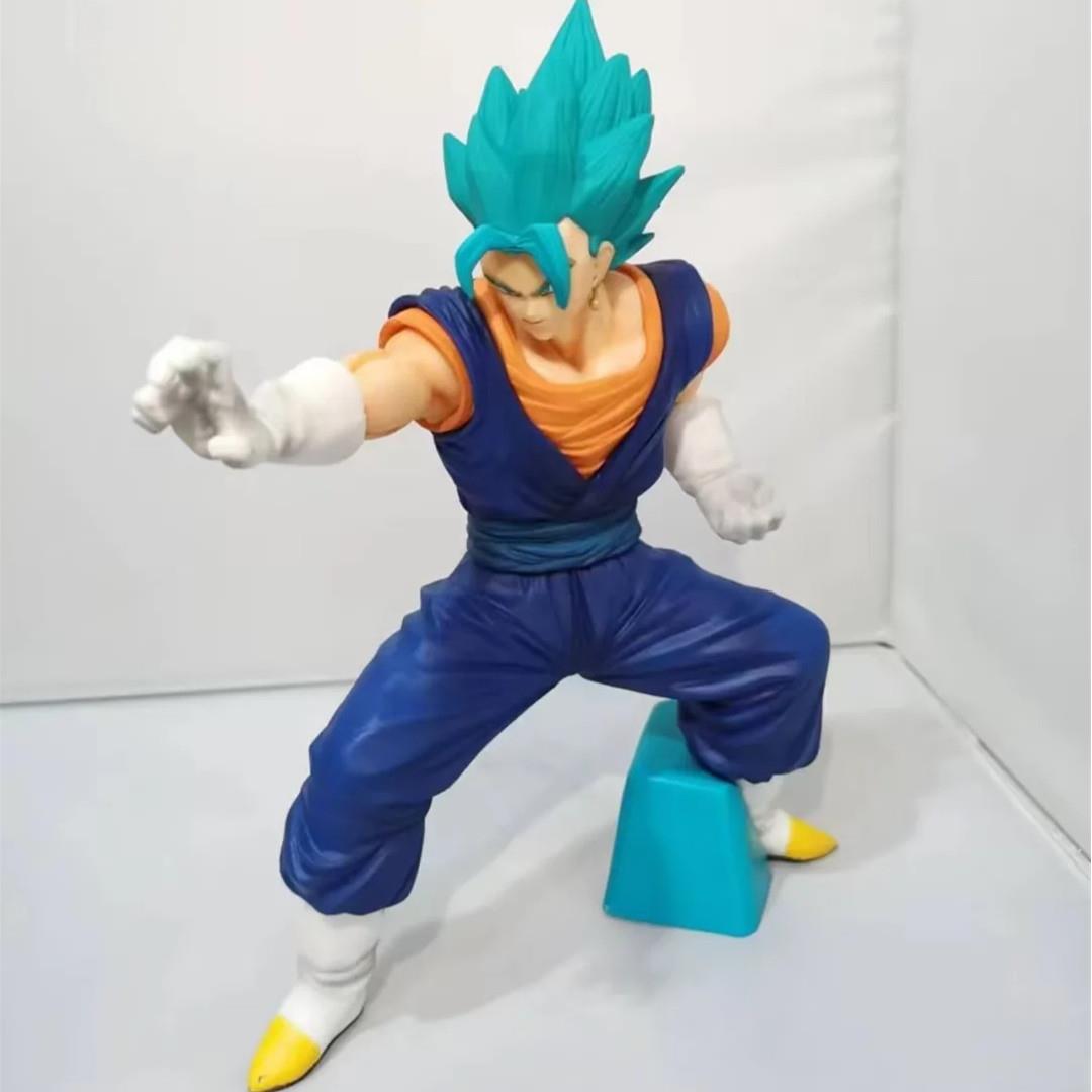 赛亚人 蓝发贝吉特手办 蹲姿 战斗姿态 公仔 盒装模型 礼物摆件