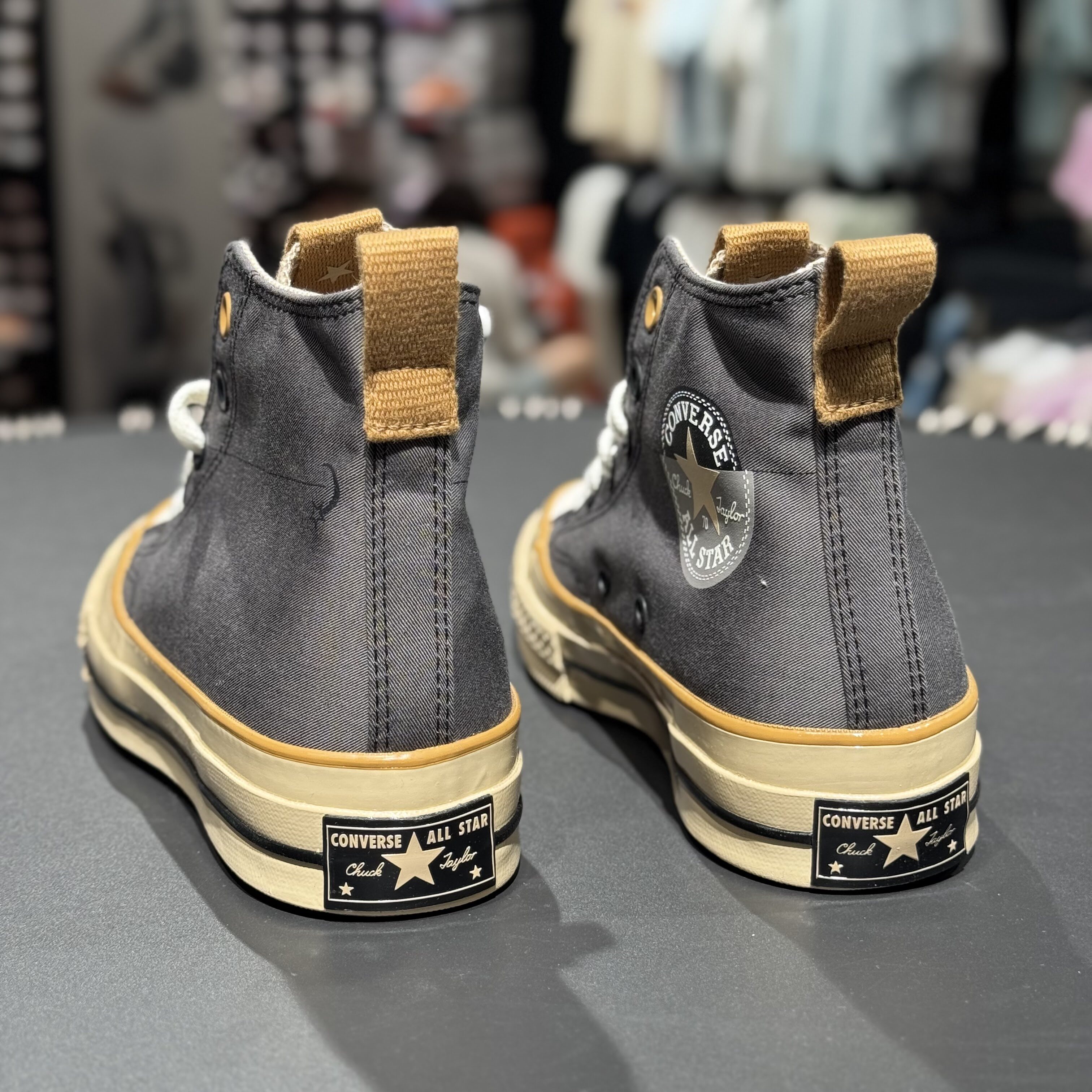 匡威Converse新款男女情侣复古拼接机能风高帮帆布板鞋A09111C