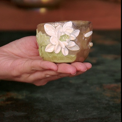 周华彬老师 362号 荷花杯 (有泥纹） 柴烧茶杯子