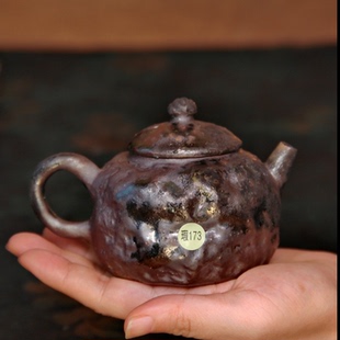 林峰老师柴烧 壶内有小坑 特价 173号大容量手捏茶壶200ml