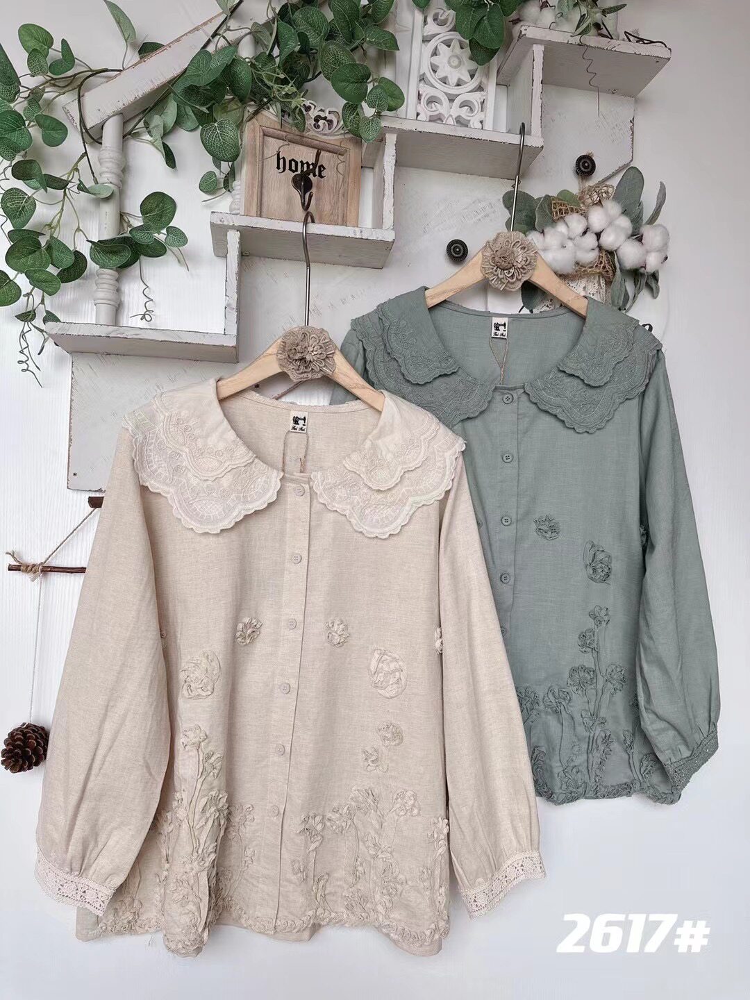 24春新森系甜美双层娃娃领立体花刺绣麻料宽松衬衫胖妹上衣娃娃衫