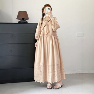 法式温柔风镂空蕾丝刺绣七分袖连衣裙宽松百搭圆领流苏系带长裙女