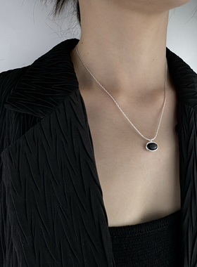 来此小众主推925纯银黑玛瑙项链女轻奢锁骨链简约大方气质颈链