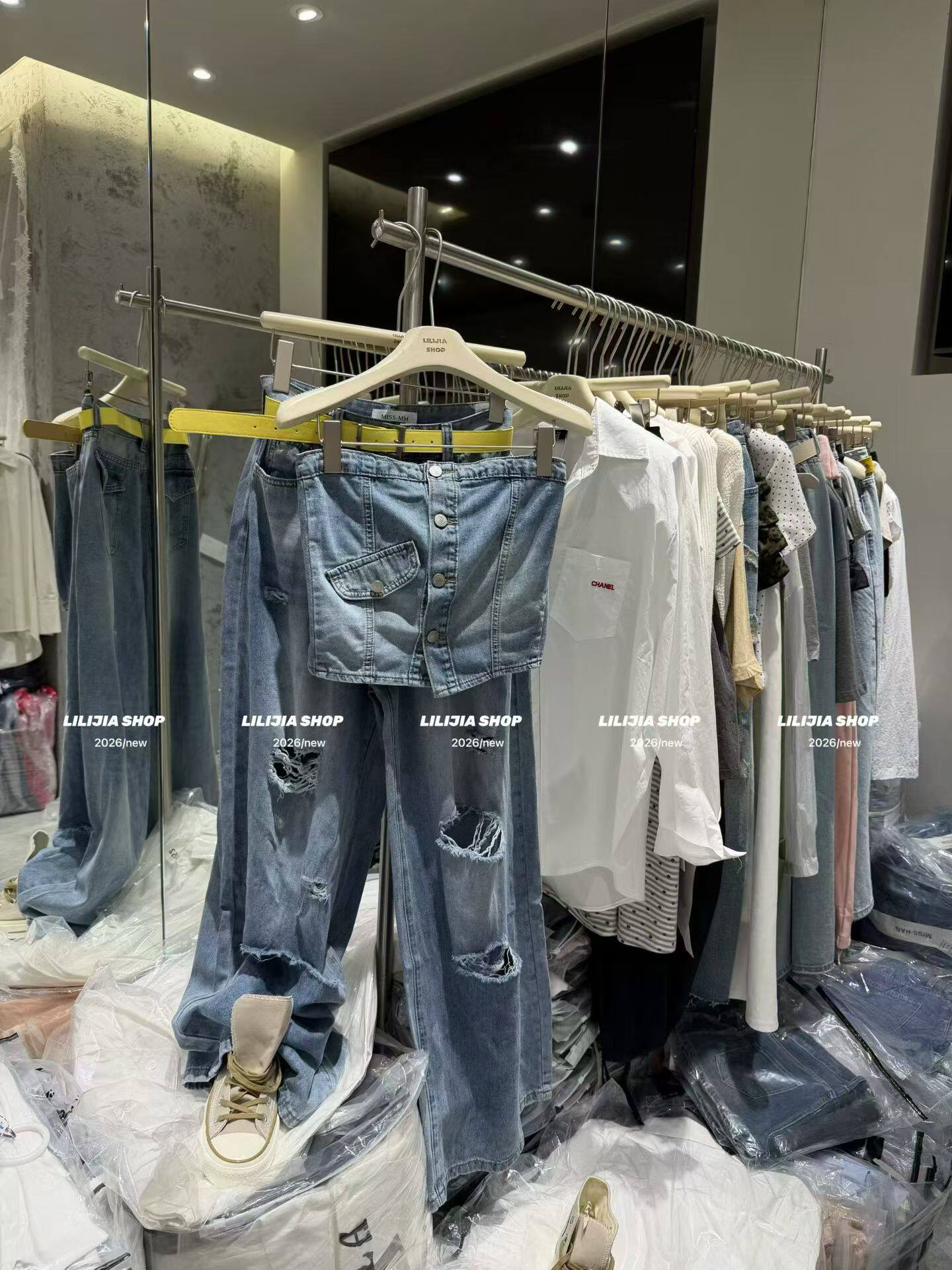 孤品韩国东大门新款时尚牛仔套装辣妹抹胸上衣高腰直筒长裤两件套