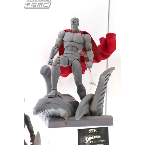 MAFEX 超人 明日之战 超人 手办 先行定金
