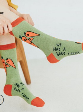 2026HENNY RUE 小熊秋冬棉质蔬菜小精灵中筒堆堆袜个性女袜19179