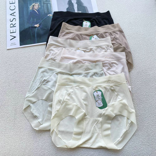 满足你所有要求！面膜感轻肌奶油裸氨轻薄透气含桑蚕丝裆女士内裤