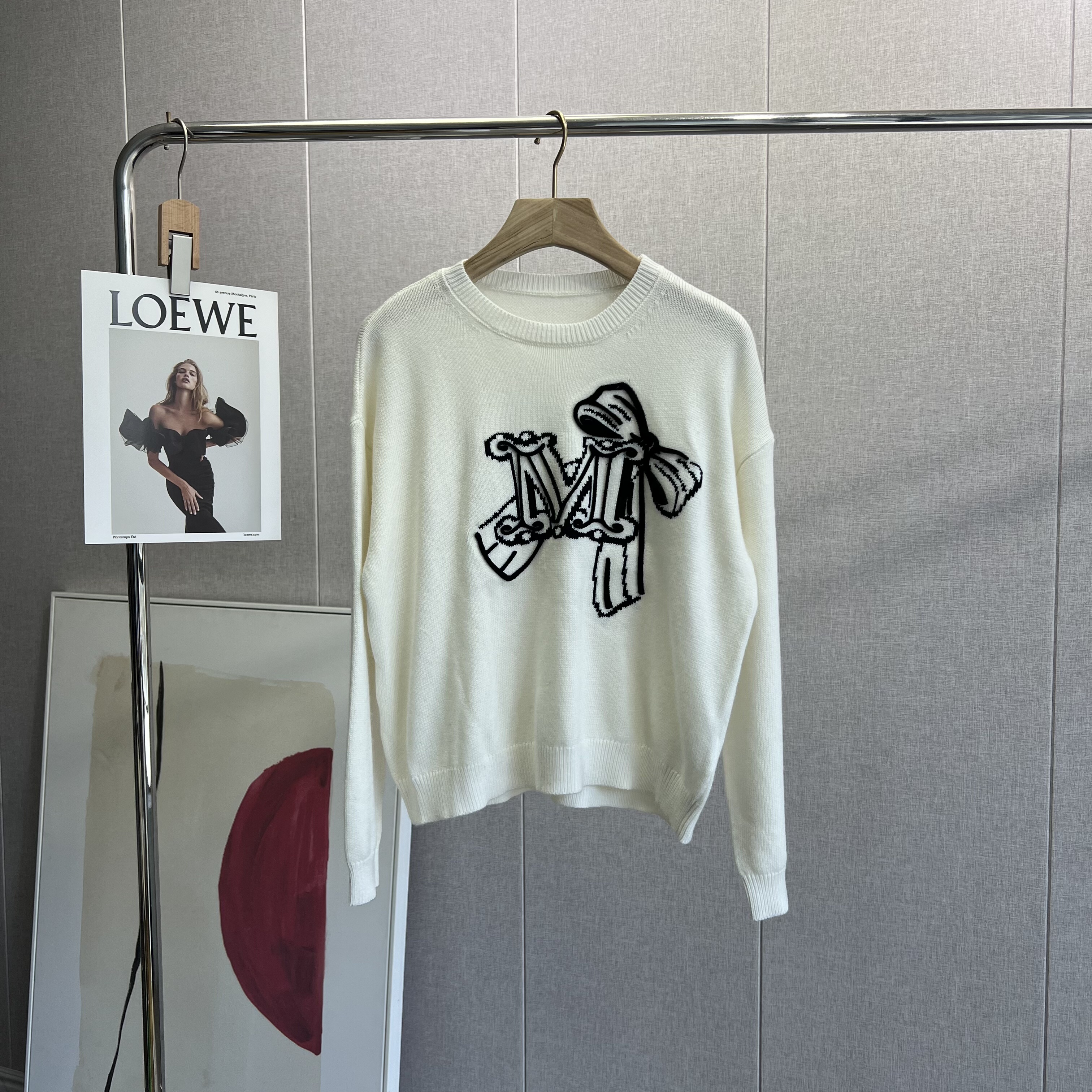 软糯亲肤~M字母提花蝴蝶结羊绒羊毛亲肤软糯感圆领长袖针织衫