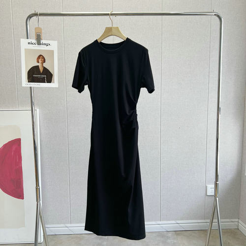 MA小黑裙推荐！简洁精致 冰凉垂软收腰打褶遮小腹显瘦短袖长款~