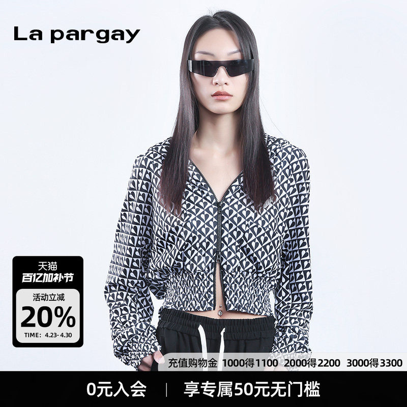 纳帕佳印花连帽短款外套2026春季新款女式个性休闲长袖设计感上衣