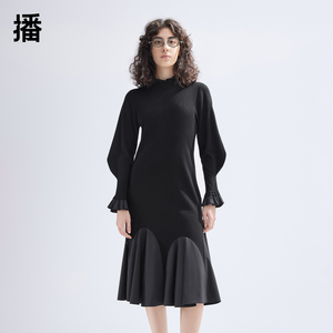 播花边拼接连衣裙女商场同款春新款气质温柔包臀针织裙BDR1LD0441