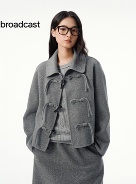 播翻领牛角扣短款灰色毛呢外套女25秋冬新款宽松上衣DDS4AD5284