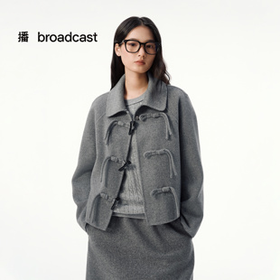 播翻领牛角扣短款灰色毛呢外套女25秋冬新款宽松上衣DDS4AD5284